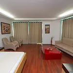 International 4* Vlorë