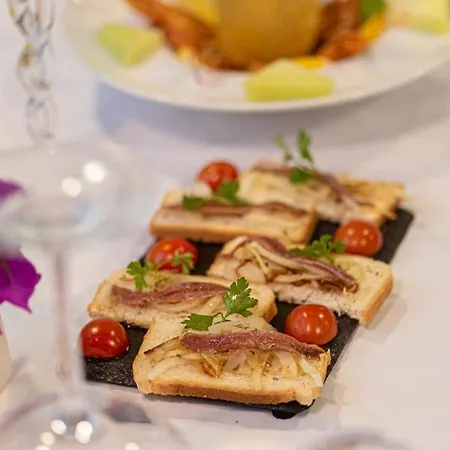 International Hotel 4*