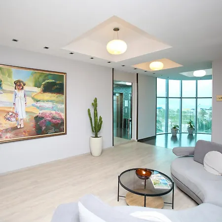 International Hotel 4*