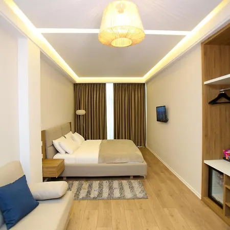 호텔 International Vlorë