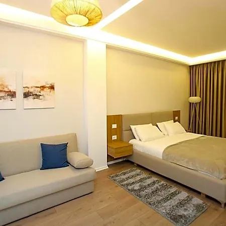 International Otel 4*