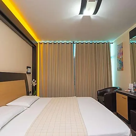 International Otel 4*