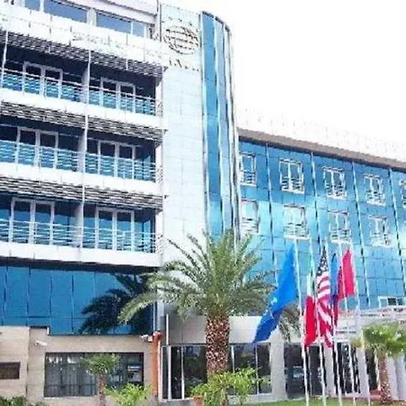 Hotel International