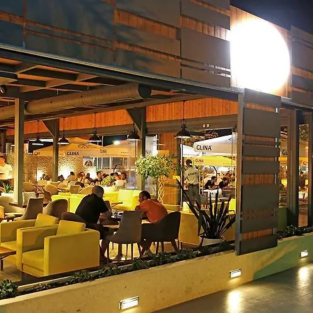 International 4* Vlorë